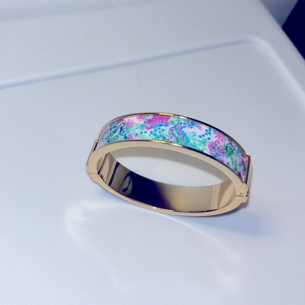 Lilly Pulitzer Photodome Bangle in Mandevilla Baby